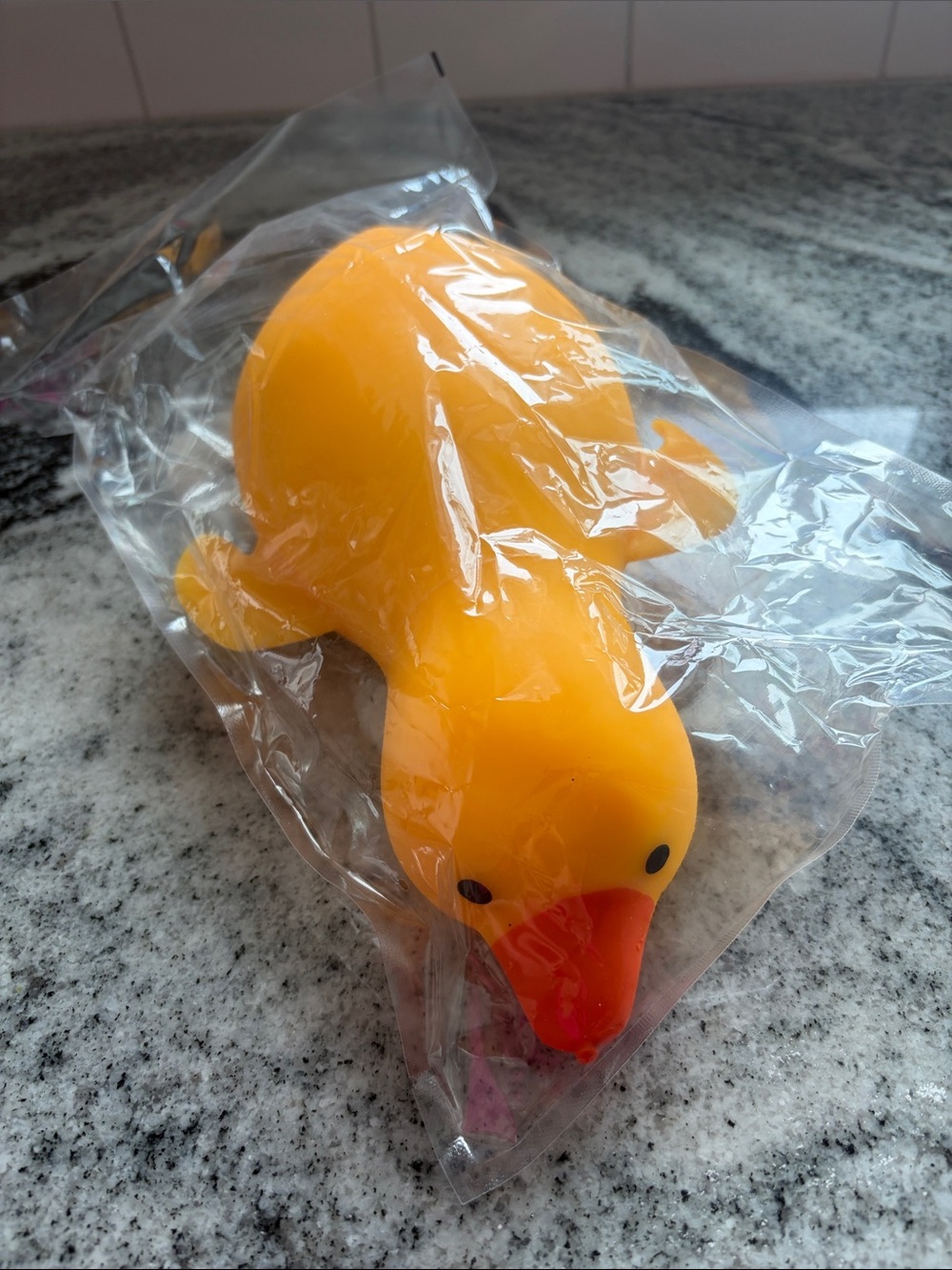 Yellow squishy Duck Viral 🔥 squish sensory toy NEW SEALED